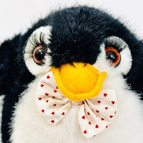 Vintage Russ Berrie Penguin Fairbanks Caress Soft Pets Plush Toy with all Tags - Picture 4 of 9